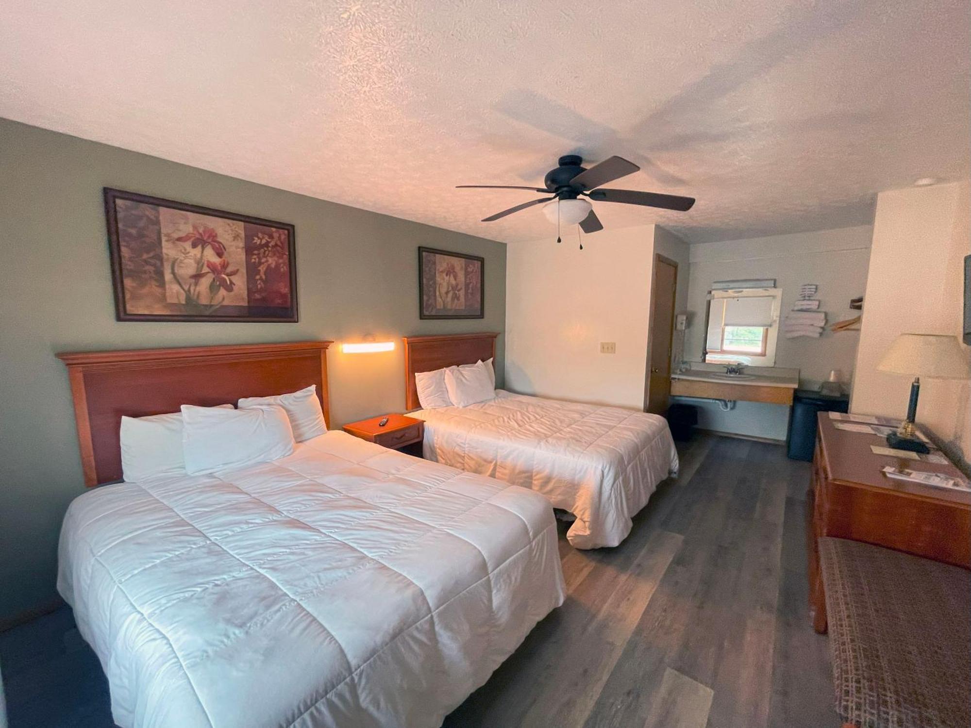 Plantation Motel Huron Extérieur photo