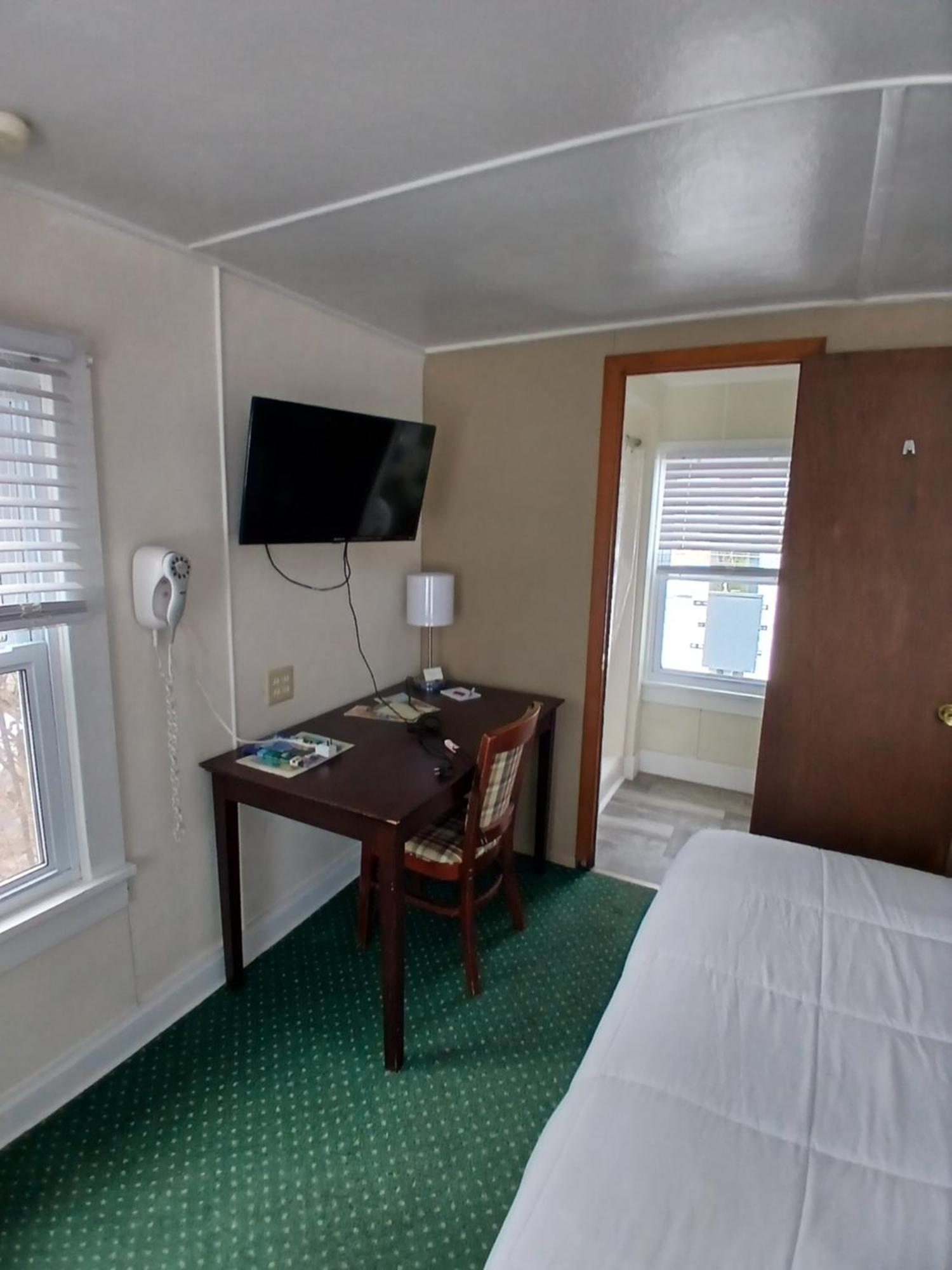Plantation Motel Huron Extérieur photo